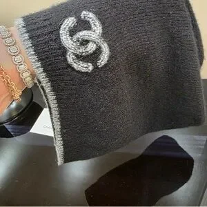 CHANEL | Accessories | Chanel Black Wool Beanie Hat Italy  display picture 1